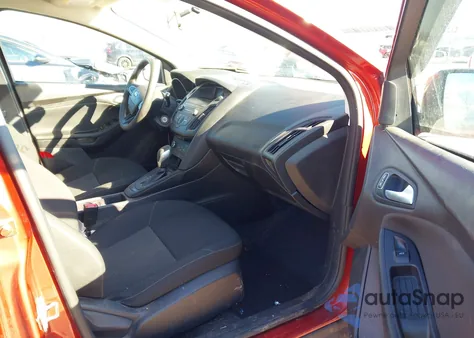 2018 Ford Focus Se из США, поврежденный, VIN 1FADP3K28JL320606